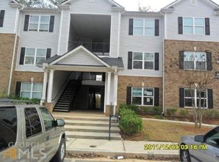 10101 Fairington Ridge Cir, Lithonia, GA 30038