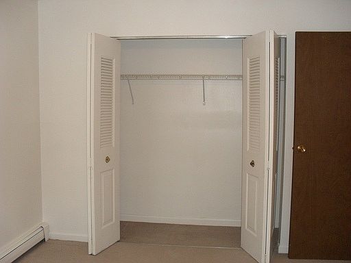5th image of 333 Maplewood Dr APT 302