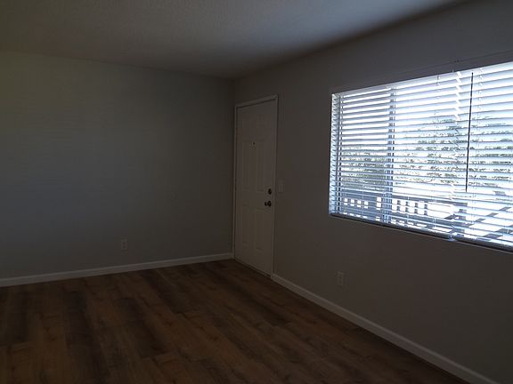 3rd image of 150 S 13th St APT G