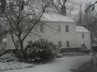 45 Old Post Rd, East Setauket, NY 11733