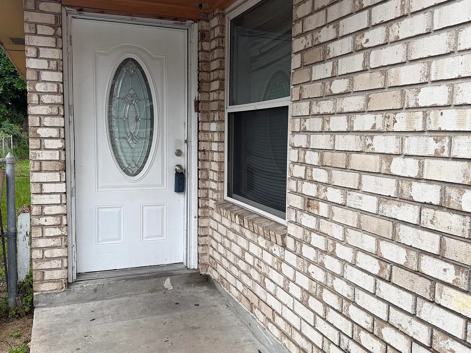 3 bed, 1200 sqft, $1,700 — Photo 1