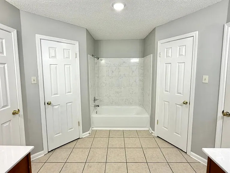 6562 Oak Hurst Dr — Photo 11