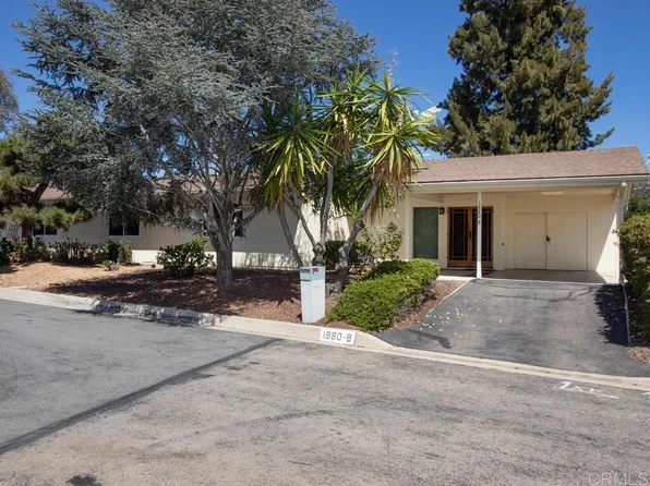 1880 Fairway Park Unit B, Escondido, CA 92026
