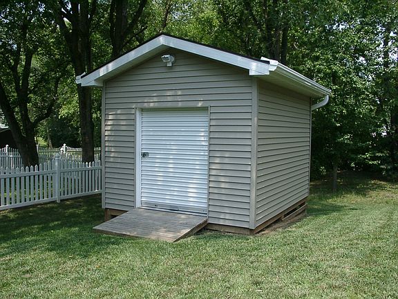 storage bldg/workshop