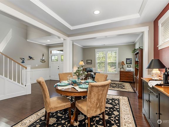 5th image of 7254 Tobermory Circle SW