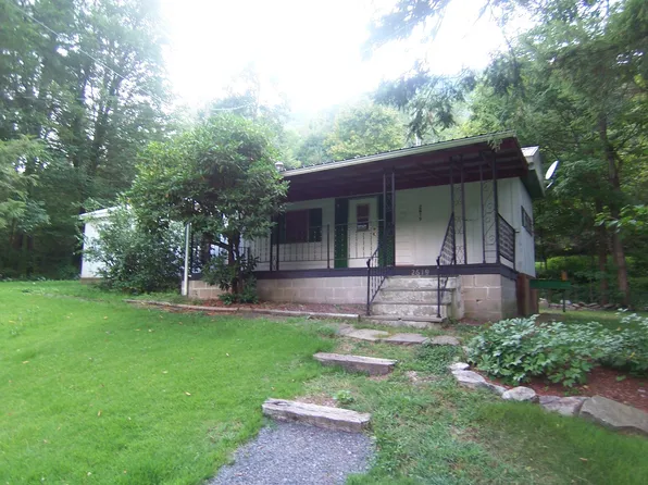 2619 Rauchtown Rd, Jersey Shore, PA 17740