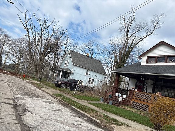 4th image of 11313 Cotes Ave