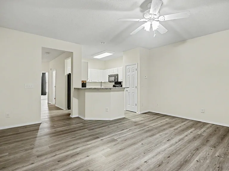 113 Olde Towne Way #3 — Photo 6