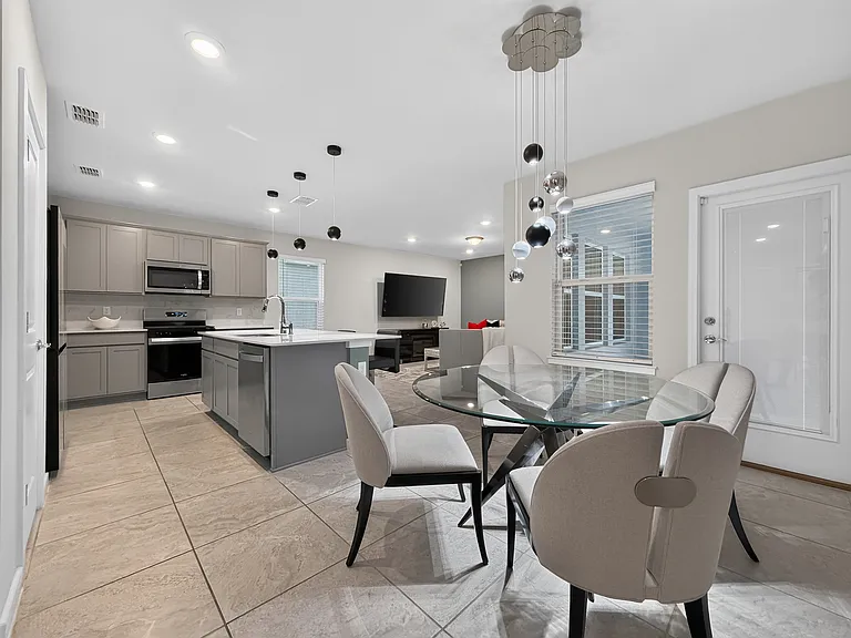 4067 Roaming Brook Dr — Photo 12