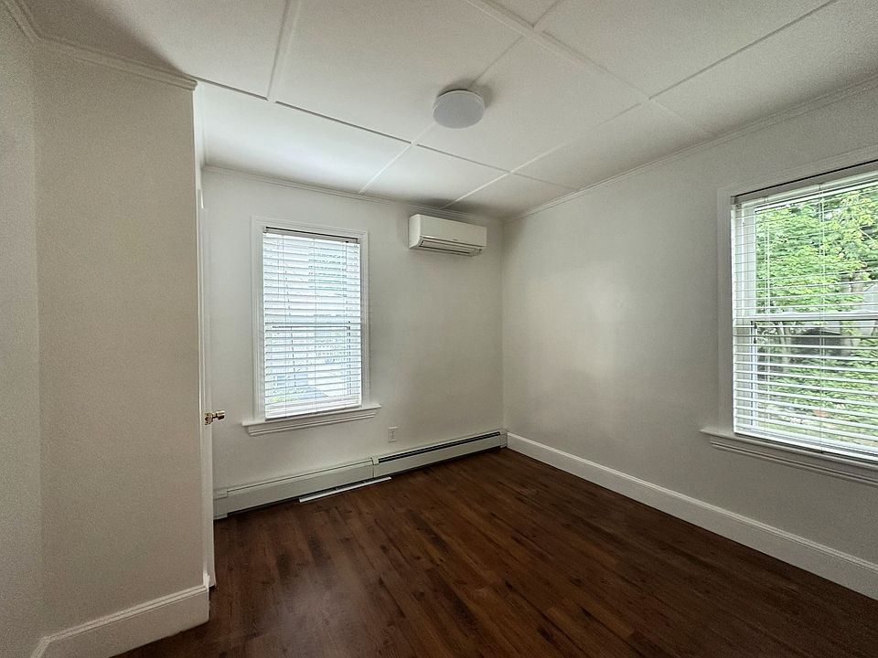 bedroom1