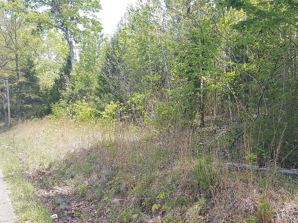 1st image of 15 Iron Ln Lot 15