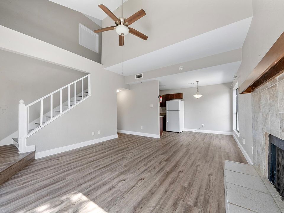 1st image of 9371 Pagewood Ln
