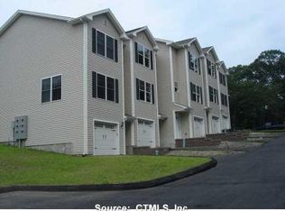 35 Old Fitch Hill Rd APT 6, Uncasville, CT 06382