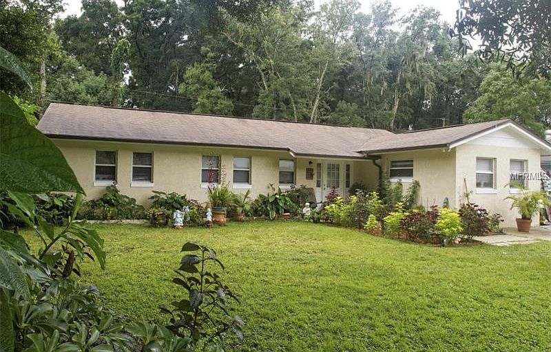 1st image of 2212 Deanna Dr