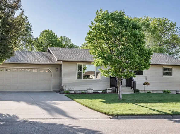 1306 Central Ave N, Beulah, ND 58523
