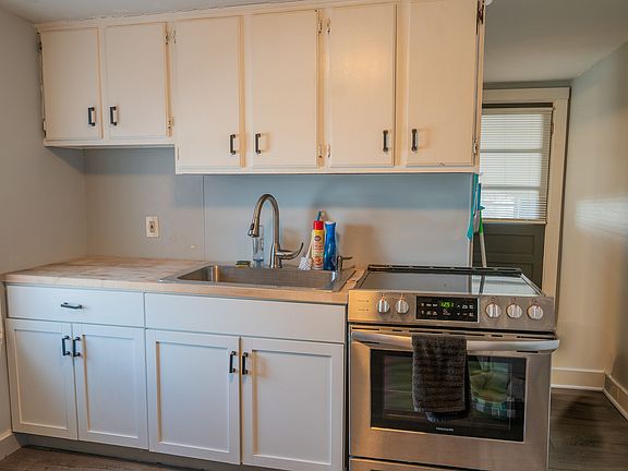2nd image of 15 Middle St #2
