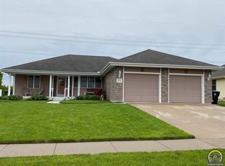3911 SW 40th Ter, Topeka, KS 66610
