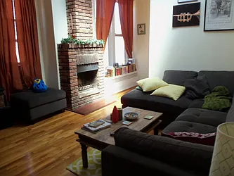 Rented by Picture Realty Inc.