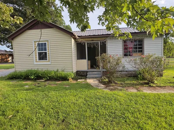 1620 Lynwood Ave, Russellville, AL 35654