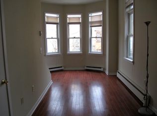 2217 Saint Albans St #2R, Philadelphia, PA 19146
