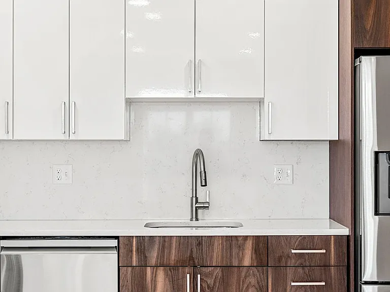 124 Warren St #401 — Photo 7