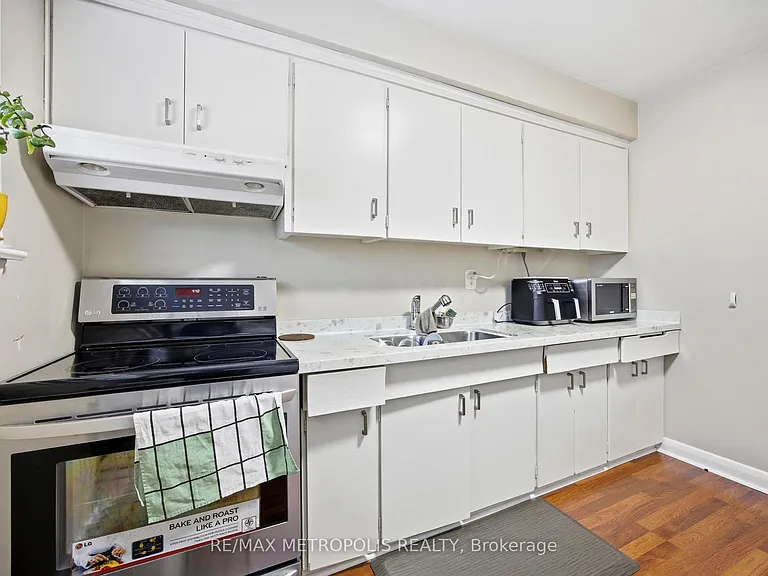 11 Rambler Pl #BASEMENT — Photo 13