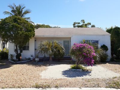 1022 N J Street, Lake Worth, FL, 33460