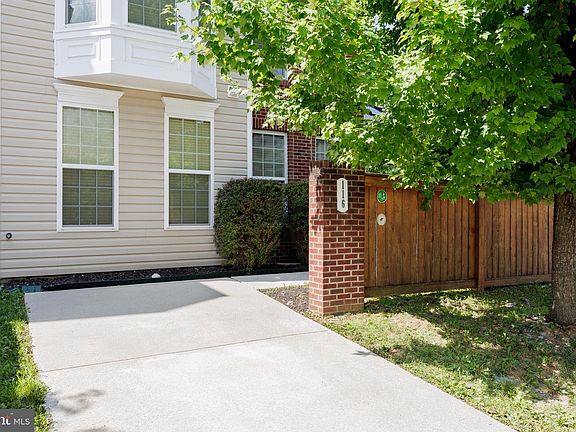 2nd image of 116 Mountain Creek Cir