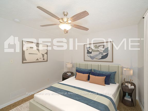 5th image of 271 Meadowbrook Dr