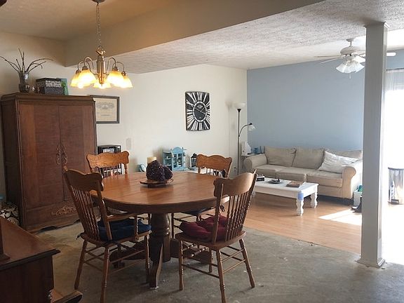 3rd image of 4129 W Heritage Way