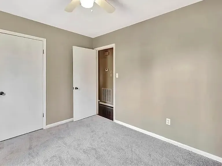 2828 Adams St — Photo 18