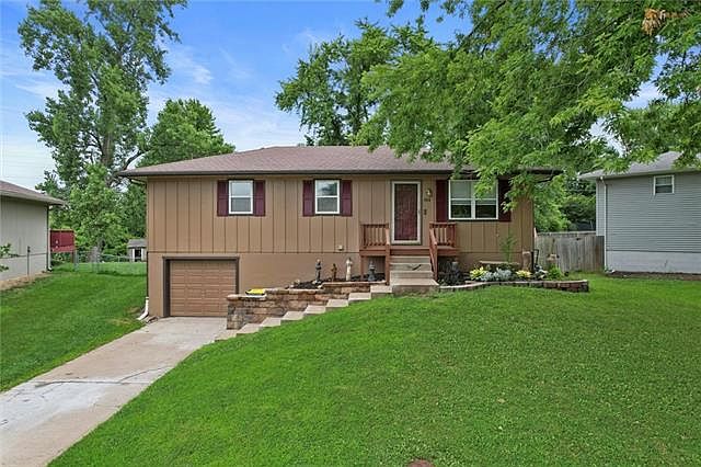 1st image of 102 Sherri Ln