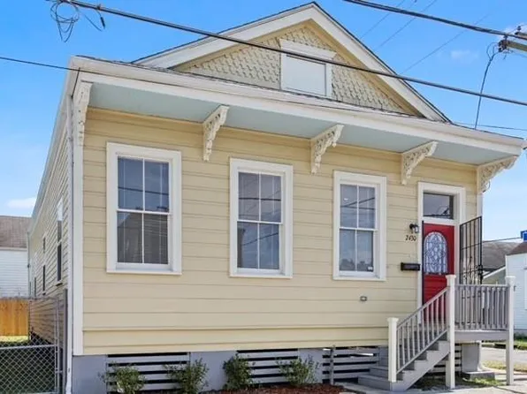 2430 Clara St, New Orleans, LA 70113
