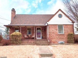252 Hickory Ave, Garwood, NJ 07027