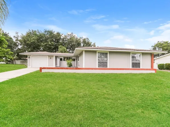 417 NE Cornwall Avenue, Port St Lucie, FL 34983