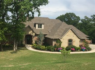 6810 Stone Hill Dr, Edmond, OK 73034