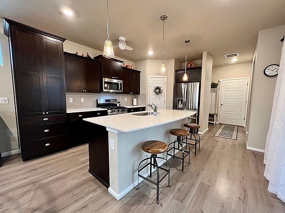 4th image of 32683 Tolmie Ln