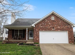 5109 Oakbrook Dr, Louisville, KY