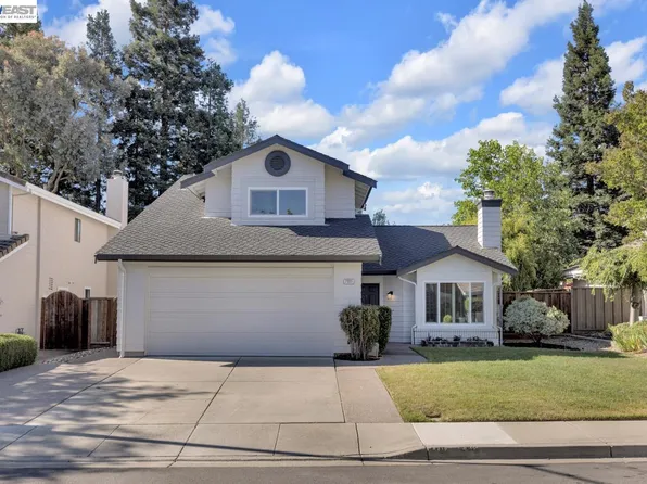 7331 Elmwood Cir, Pleasanton, CA 94588