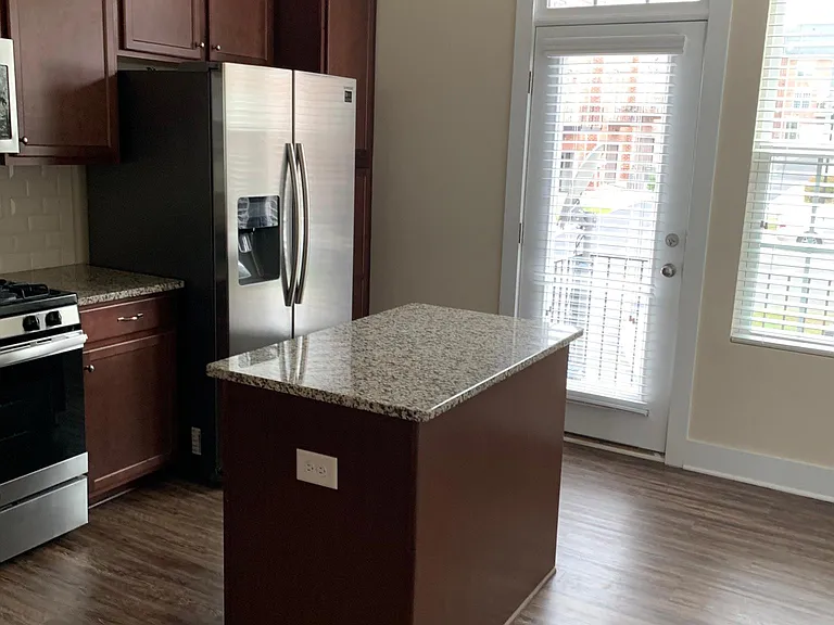 2313 Silver Crescent Dr — Photo 31