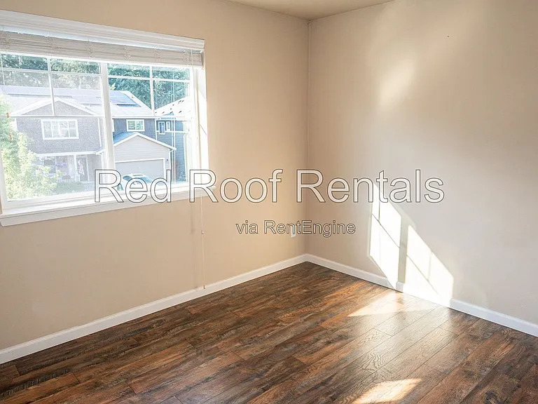1441 Farina Loop SE — Photo 39