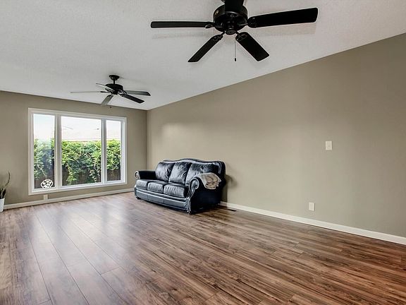 5th image of 4230 N Saint James Ct