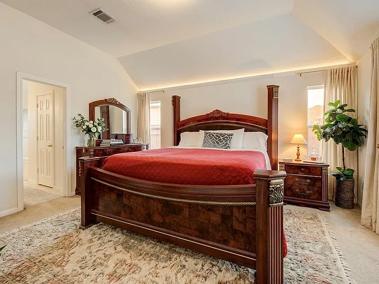 17015 Maricella Cir — Photo 15