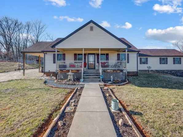 181 Woods Edge Ln, Amherst, VA 24521