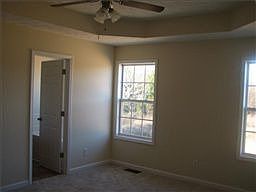 4th image of 341 Chalet Cir