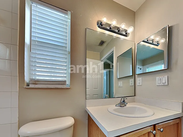 5233 Mango Fruit St — Photo 12