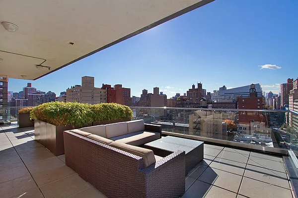 Sold by Corcoran | media 31