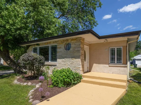5748 North Sunset LANE, Glendale, WI 53209