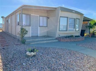 690 Santa Clara Cir, Hemet, CA 92543