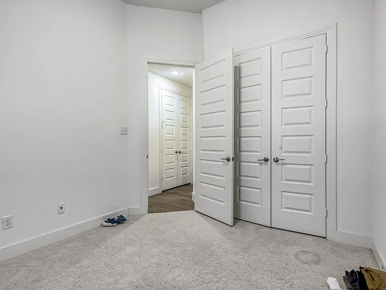 2005 Saints Row — Photo 27